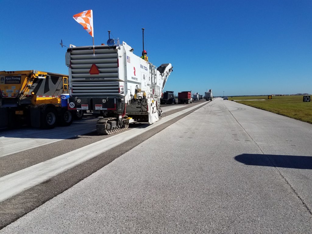 Turtle Southeast Inc. of Largo, Florida, has a fleet that includes 13 Roadtec milling machines, 13 service trucks, 9 transports, 5 water trucks and a variety of ancillary vehicles. For the MacDill Air Force Base runway project, they had eight Roadtec RX-700e cold planers working simultaneously.