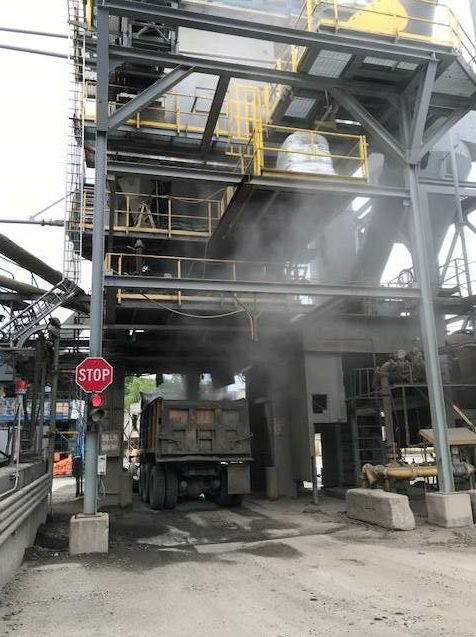 Tilcon New York had a batch plant at the Riverdale drum plant site, serving as backup should they need it. Both photos courtesy Tilcon New York.