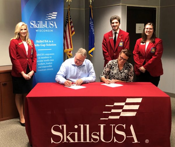 AEM SkillsUSA signing