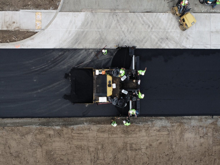 A Granite crew paves at a logistics center in the Pacific Northwest.